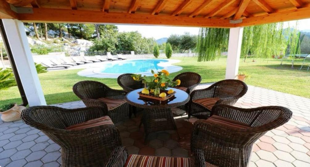 Villa Fabry Ploce  Eksteriør billede